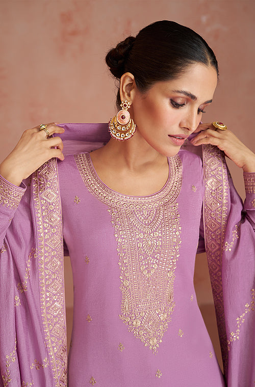 Straight Self Design Women Purple Georgette Semi Stitched Suit With Printed  Dupatta at Rs 1700 in Surat