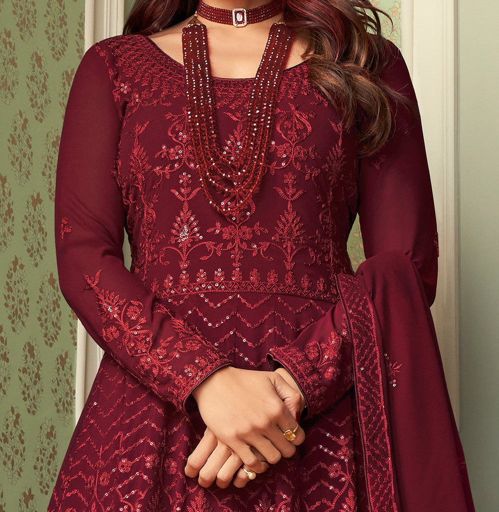 Red Color Printed Work Pure Viscose Fabric Casual Wear Tempting Straig –  Rakhi Fashion Pvt Ltd